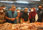 Mendag Zulhas Blusukan ke Pasar Kosambi Bandung