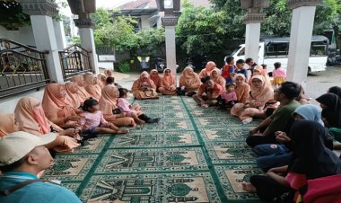 Peduli Sosial, DPW SMAN 1 Ngrambe Kunjungi Panti Anak di Semarang